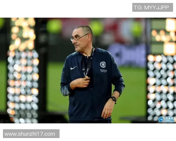 黄磊独家分享足球心得与技巧探讨，助你提升球技与战术理解